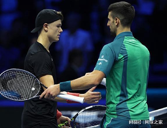 峰的年轻核 峰的年轻核